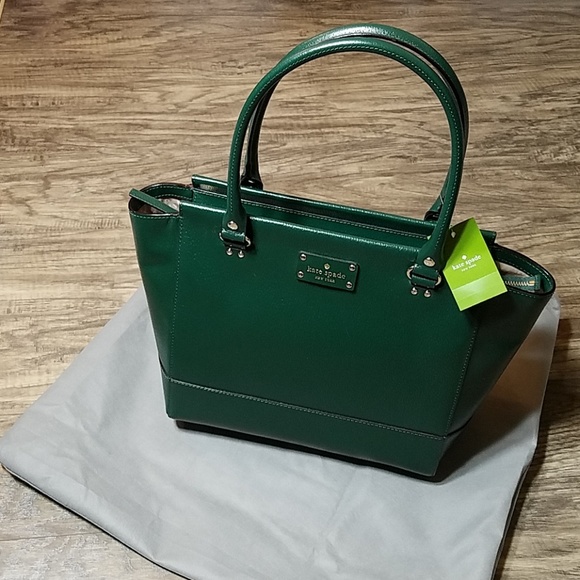 kate spade Handbags - NWT Kate Spade Camryn Wellesley Large Tote